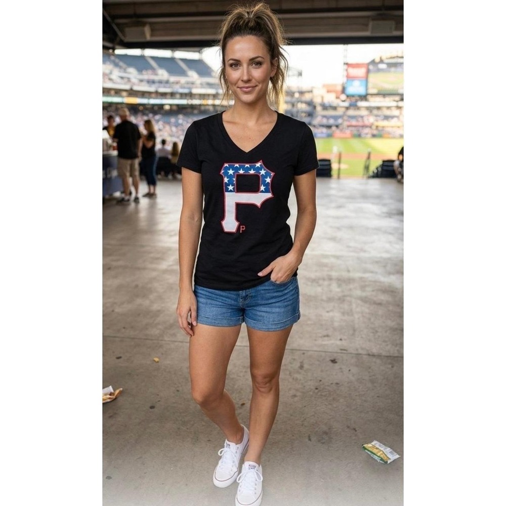 MLB Pittsburgh Pirates Womens V-Neck T-Shirt Black Stars Stripes Logo Large